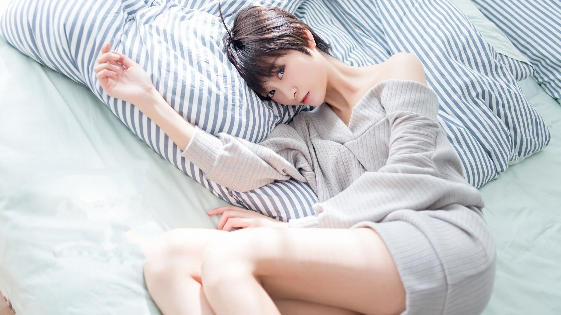 拜仁三线紧凑,博卡前锋难觅空当,fcb拜仁